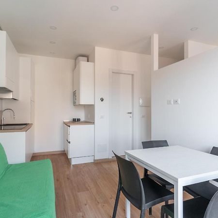 Cimiano Suite 21, New Apartment Milano Exterior foto